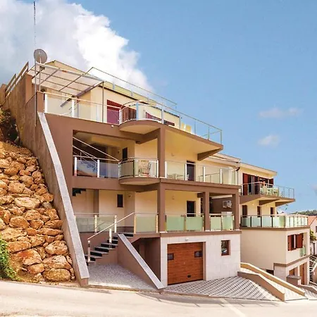 Appartement Patricia Rab Town