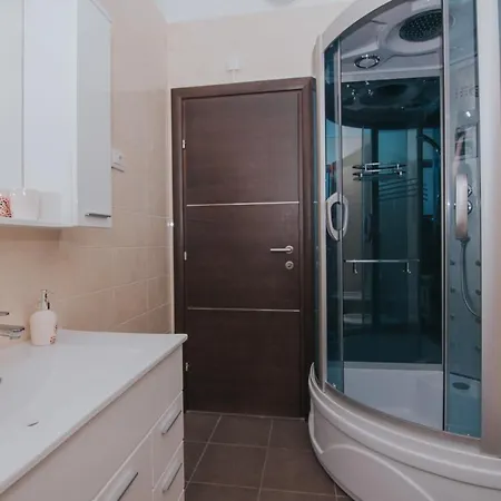 Apartamento Patricia Rab Town