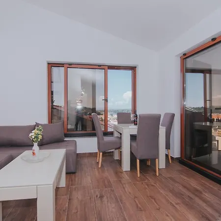 Patricia Apartamento Rab Town