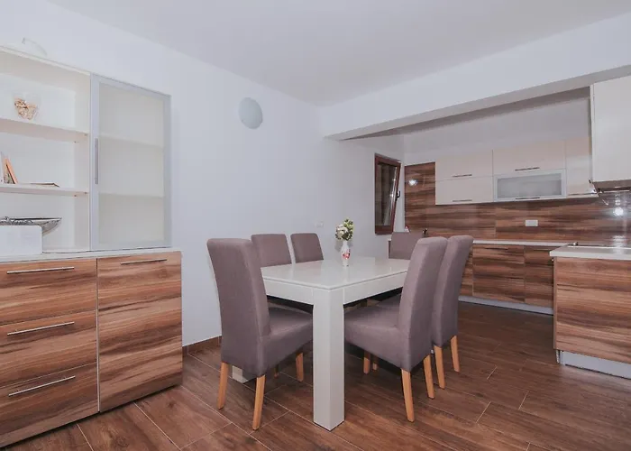 Patricia Apartman Rab Town