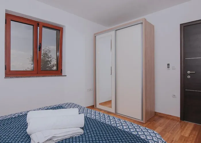 Patricia Apartman Rab Town