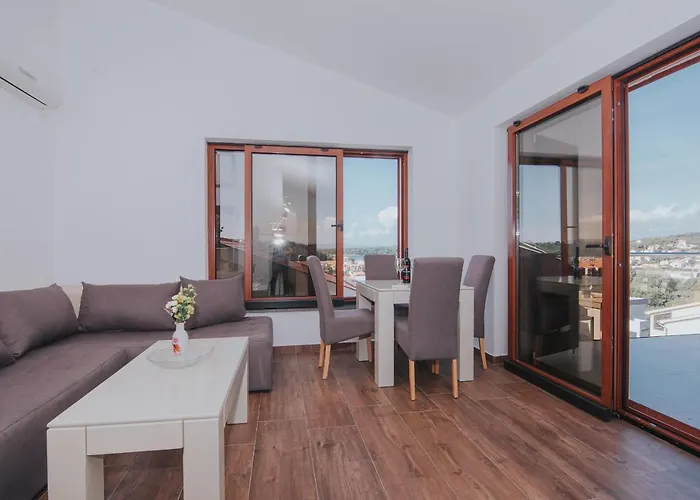 Patricia Apartman Rab Town